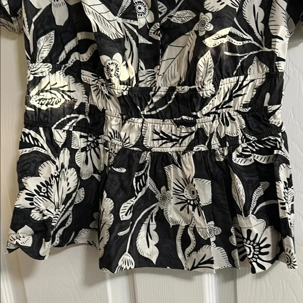 Anthropologie The Somerset Blouse Black & White Floral V-Neck Puff Sleeve Peplum - Picture 4 of 11